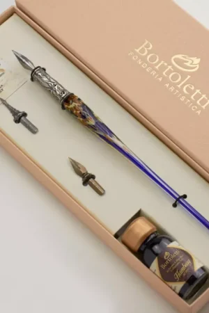 Set de escritura con pluma de Murano azul, blanco y bronce Bortoletti A Buen Precio
