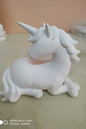 ESCAYOLA, UNICORNIO CORAZÓN 14x17 CM Alta Calidad