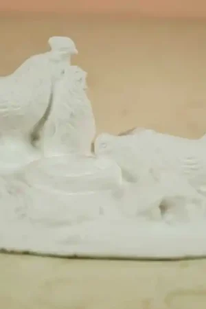 De Moda ESCAYOLA, GALLINAS PONIENDO 5 CM