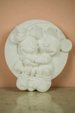 Pago Seguro ESCAYOLA, MICKEY Y MINNIE EN LA LUNA PARA COLGAR 17x19 CM