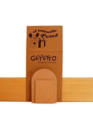 PUERTA DE MADERA RATÓN PÉREZ 7x9.5x1.5 CM Liquidación