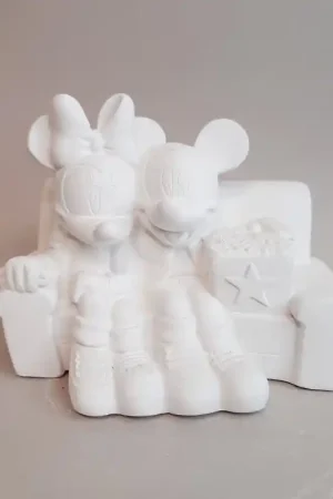 FIGURA INFANTIL DE ESCAYOLA MICKEY Y MINNIE SOFA Precio De Oferta