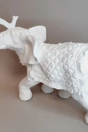 FIGURA DE ESCAYOLA ELEFANTE 25 CM Ordena Ya