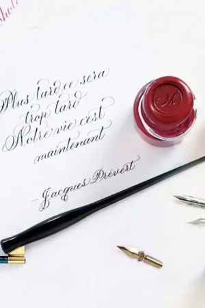 Descuento SOPORTE PARA PLUMILLA CALIGRAFIA OBLICUA MANUSCRIPT