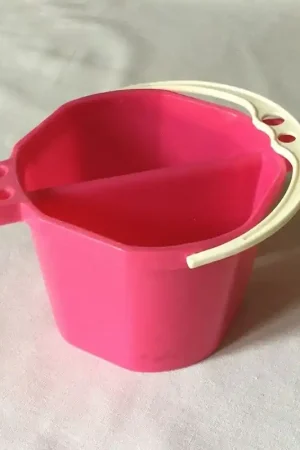 Precio De Oferta CUBETA LAVA PINCELES DE COLORES SURTIDOS